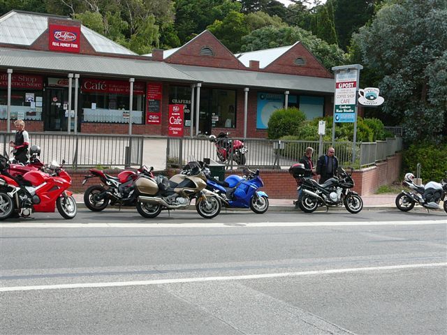 Last ride 09 27-12-09 002.jpgPhoto courtesy of Chris